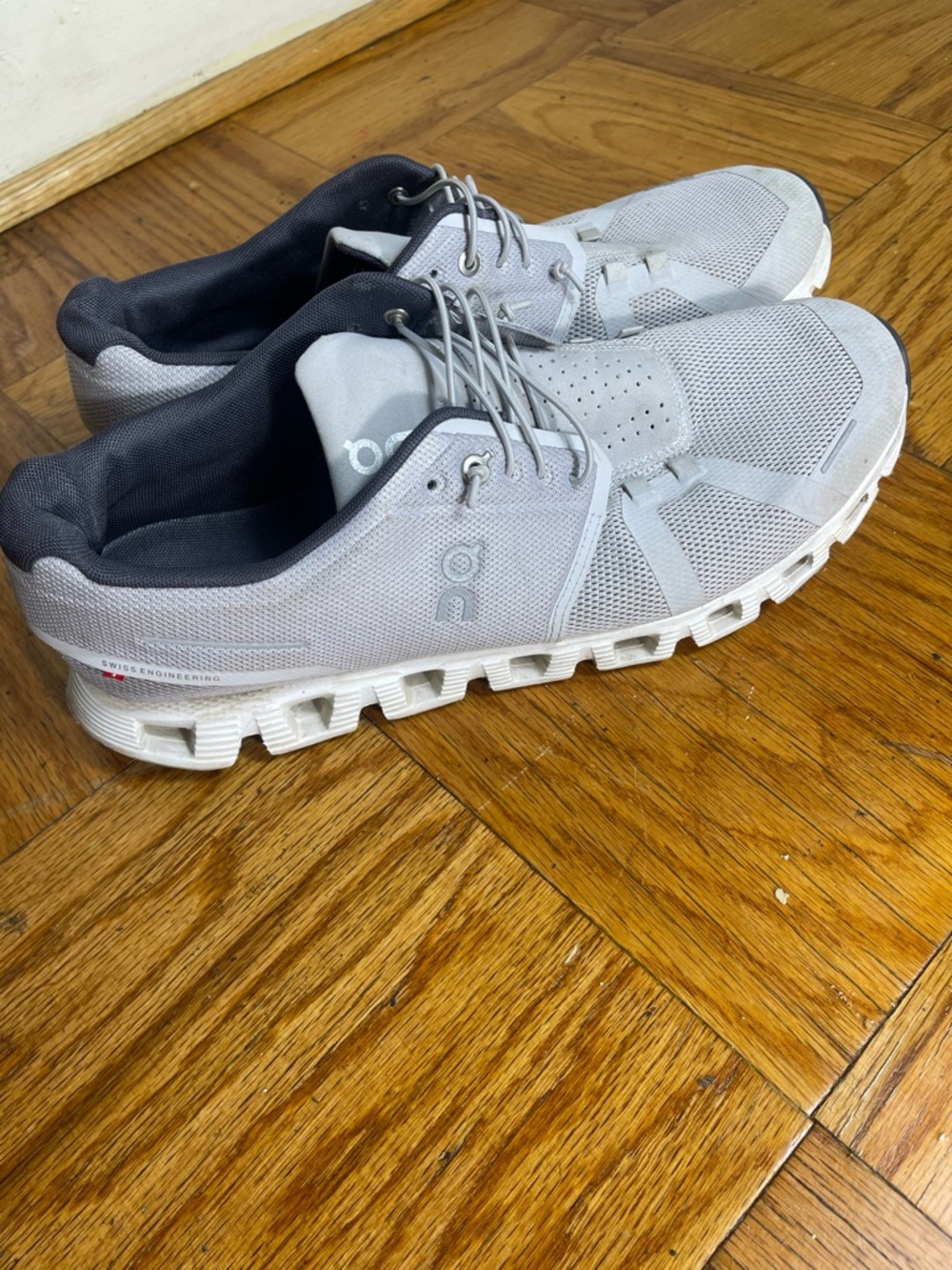 On Running Men's Athletic Shoes in Light Gray and Black